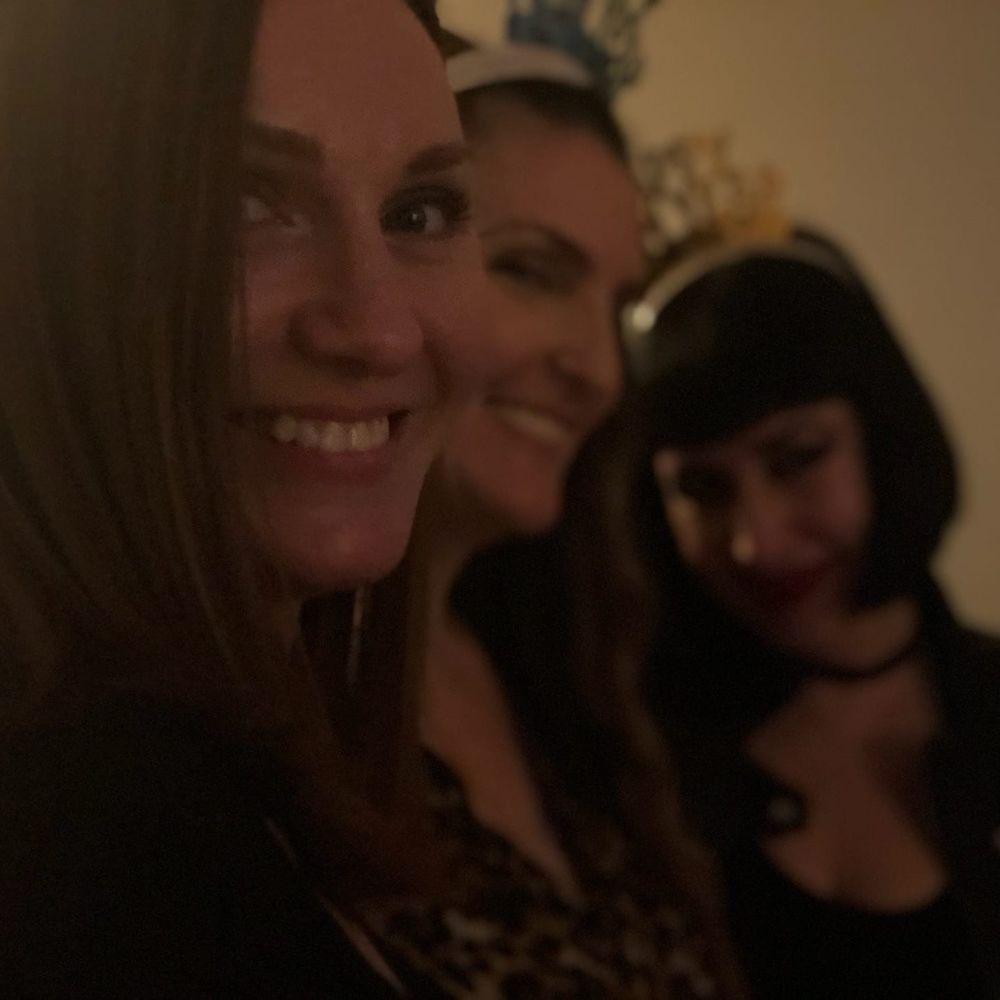 Meet your Posher, Monica